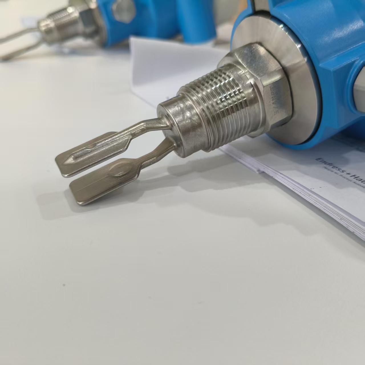 E+H FTL51B系列音叉开关4.jpg