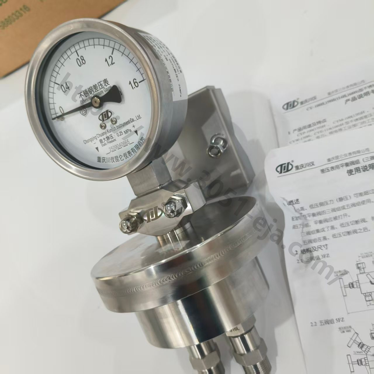 川仪CYW系列不锈钢差压表1.jpg